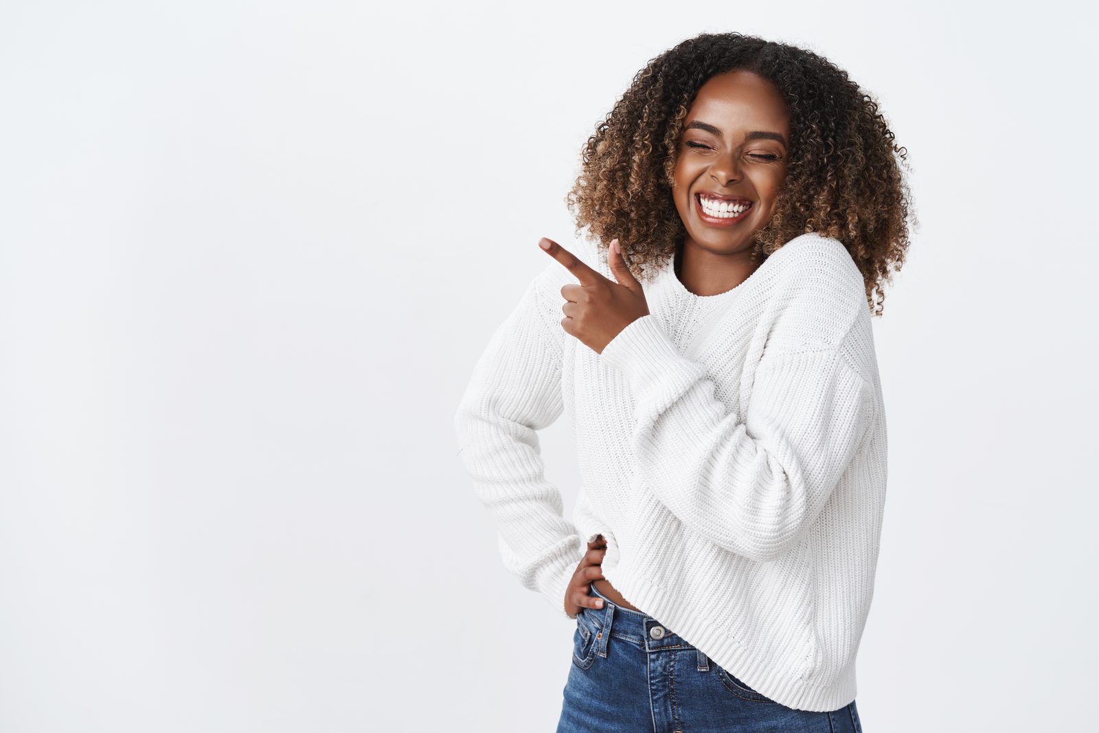 A delighted client pointing to Digital Thread's results